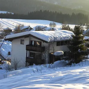 Haus Dippold Apartment